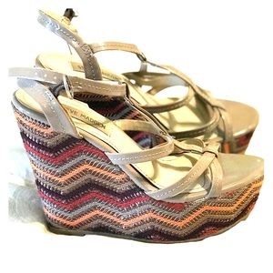 Steve Madden rainbow wedges